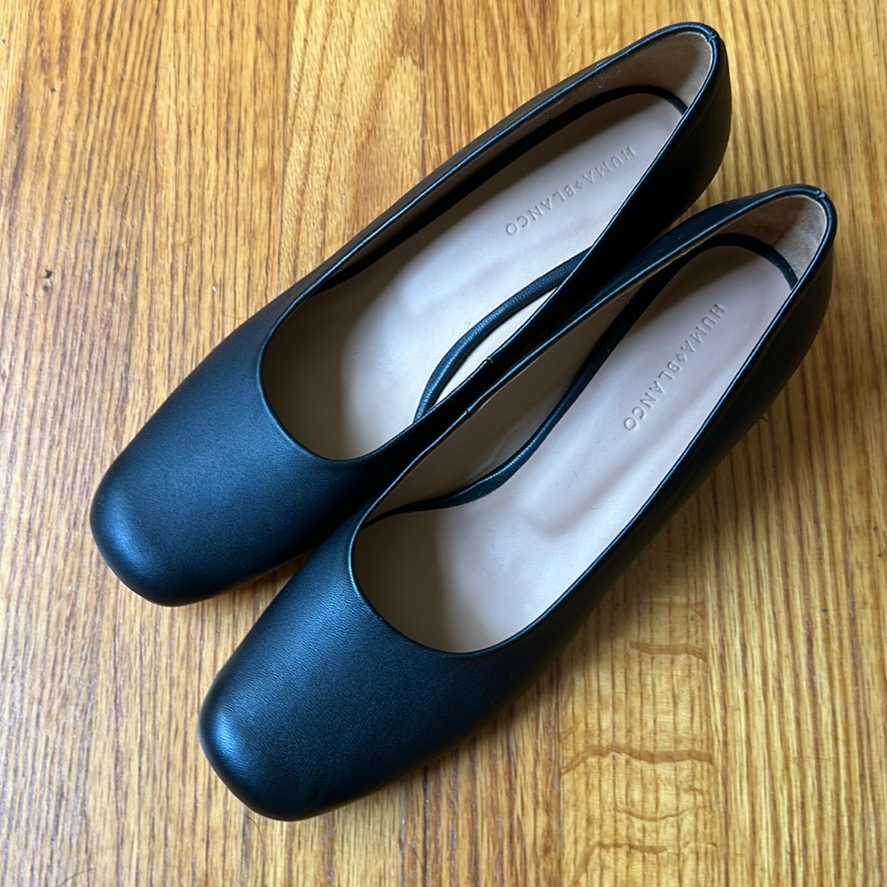 Huma Blanco Luisa Mid Heel - never worn